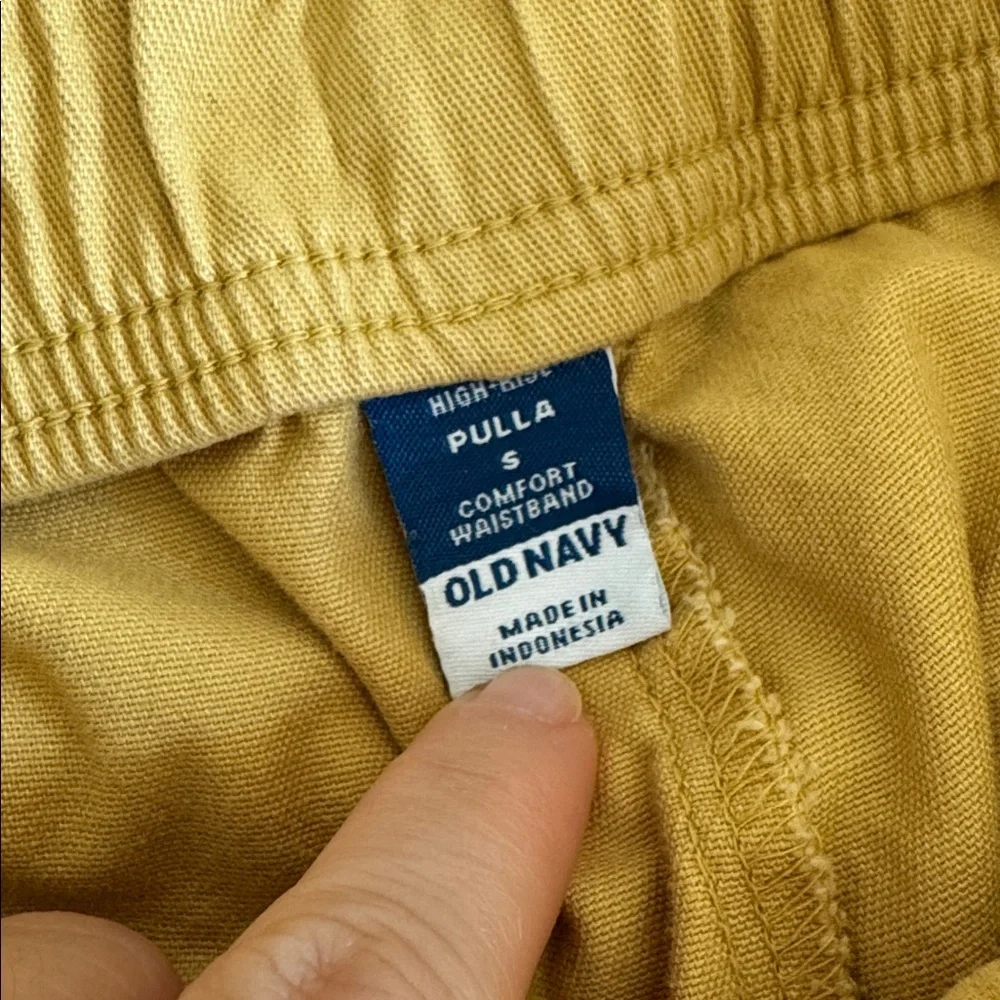 Old Navy Mustard Utility Pants – Women’s Casual Cargo Style. Size S - Picture 3 of 8